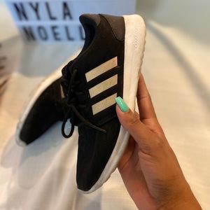 Adidas cloud foam sneakers